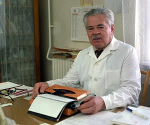 Tudomány - Dr. Béres József a Béres csepp feltalálója