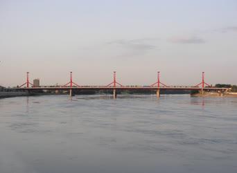 Budapest - A Lágymányosi híd