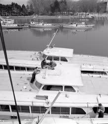 Közlekedés - Balatoni hajók felkészítése a hajózási szezonra