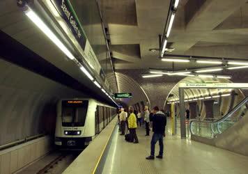 Közlekedés - Budapest - A Szent Gellért téri metróállomás