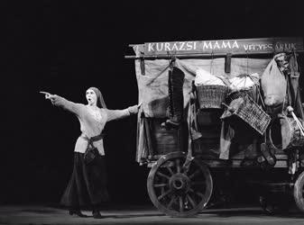 Kultúra - Színház - Brecht: Kurázsi mama