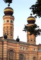 Budapest - Egyházi épület -  Zsinagóga