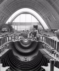 Ipar - Szerelik a turbinákat a Gagarin Hőerőműben