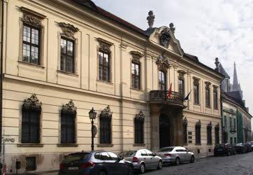 Épület - Budapest - Az Erdődy-palota a Budai Várban