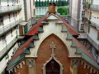 Egyházi épület - Budapest -  Az Újlaki zsinagóga