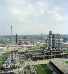 Ipar - Dunai Kőolajipari Vállalat