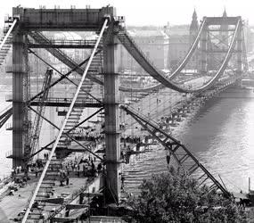 Közlekedés - Elkészült az Erzsébet híd