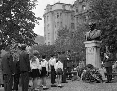 Évforduló - Bulgária felszabadulásának 20. évfordulója 