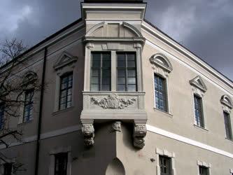 Műemlék épület - Budapest - A régi budai Városháza megújult