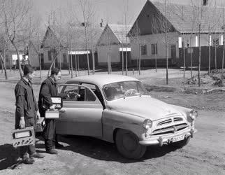 Gazdaság - Televízió- és rádiójavító szolgálat falun