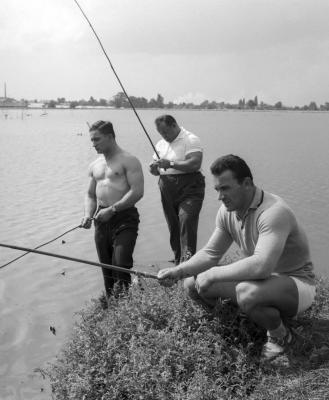 Sport - Súlyemelés - Készülődés a stockholmi világ- és Európa-bajnokságra