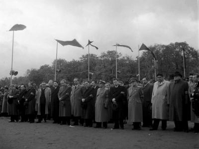 Temetés - Koncepciós perek áldozatainak újratemetése