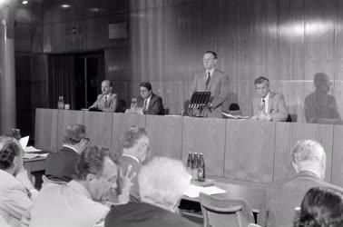 Belpolitika - Az MSZMP Központi Bizottságának ülése