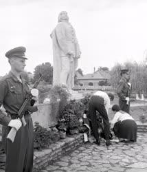 Évforduló - Szoboravatás - Zrínyi Miklós