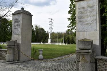 Emlékezés - Budapesti Új Köztemető - Török mártírok sírkertje