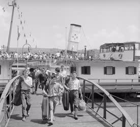 Szabadidő - Budapesti Ifjú Zenebarátok hajókirándulása