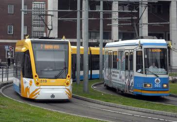 Közlekedés - Debrecen - A város villamosvonalai és járművei