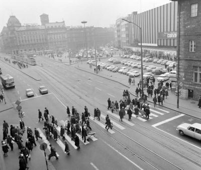 Városkép-életkép - A Corvin környéke