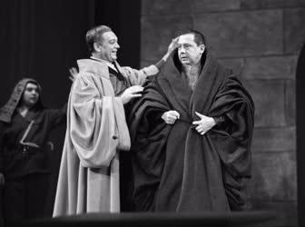 Színház - Nemzeti Színház - Shakespeare-Brecht: Coriolanus