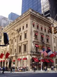 New York - A Cartier-palota a Fifth Avenue-n