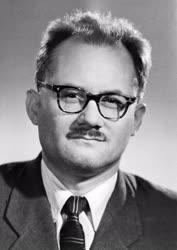 1962-es Kossuth-díjasok - Dr. Almássy György