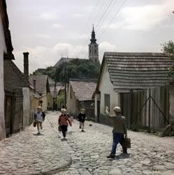 Szentendre - Iskolások