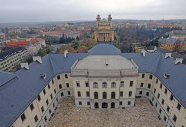 Épület - Eger - Az Eszterházy Károly Főiskola épülete