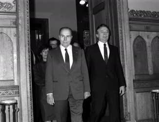 Külpolitika - Diplomácia - Francois Mitterrand Budapesten