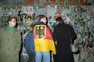 Külkapcsolat - Hétvége Kelet- és Nyugat-Berlin határán