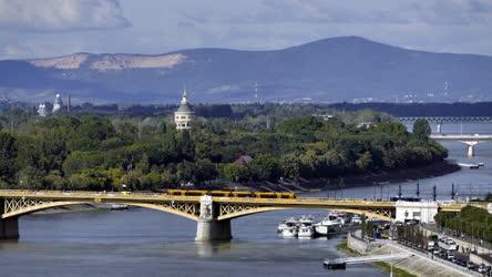 Városkép – Budapest – Margit híd és a Margitsziget