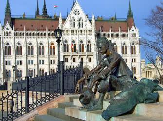 Köztéri szobor - Budapest - József Attila 