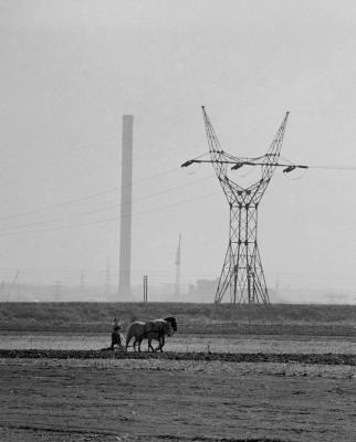 Energia - Távvezetékek Százhalombattánál