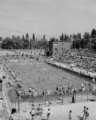 Szabadidő - Strand - Sportuszoda