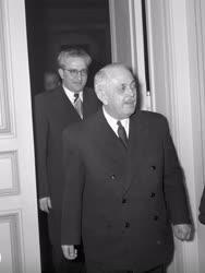 Diplomácia - Szovjet-magyar kapcsolatok - Fogadás