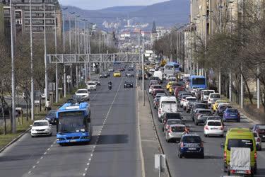 Közlekedés - Budapest - Az Üllői út forgalma