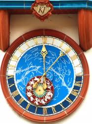 Érdekes - Székesfehérvár - Asztrológiai óra a belvárosban