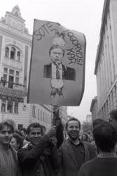 Belpolitika - Diáktüntetés Budapesten