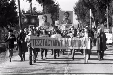 Demonstráció - Békés tüntetés Beregsurányban