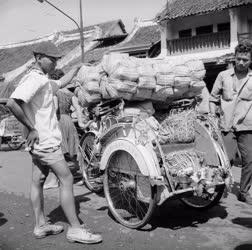 Indonézia - Jakarta - Áruszállító tricikli