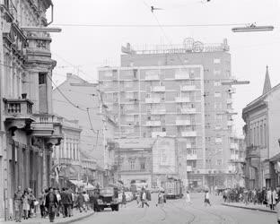 Városkép-életkép - Miskolc belvárosa - A lottóház