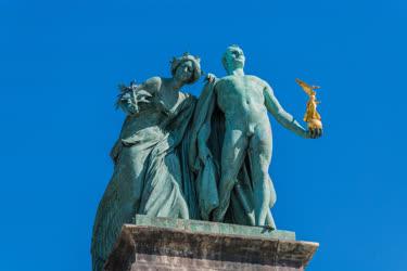 Műalkotás - Budapest - A tudás és a dicsőség szobra