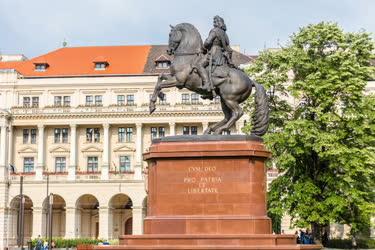 Műalkotás - Budapest -  II. Rákóczi Ferenc lovas szobra