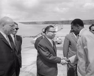 Külkapcsolat - Sékou Ahmad Touré a független Guinea első elnöke Budapesten