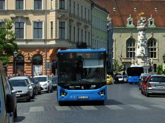 Közlekedés - Budapest - Környezetkímélő auóbuszok a Várban