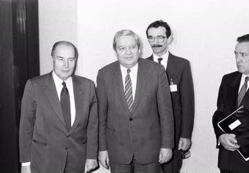 Külpolitika - Diplomácia - Mitterrand Budapesten