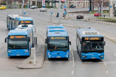Közlekedés - Budapest - BKK autóbuszok