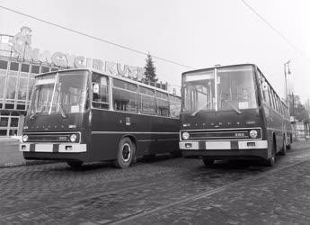 Tömegközlekedés - Járműipar - Új Ikarus buszok