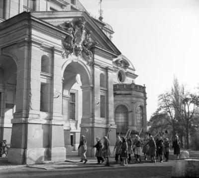 Oktatás - Úri kastélyból általános iskola Turán