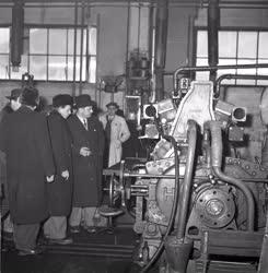 Ipar - Látogatás a Ganz Vagon és Gépgyárban