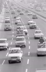 Közlekedés - Forgalom az M7-es autópályán 